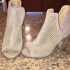 Size 7 Lucky Brand booties